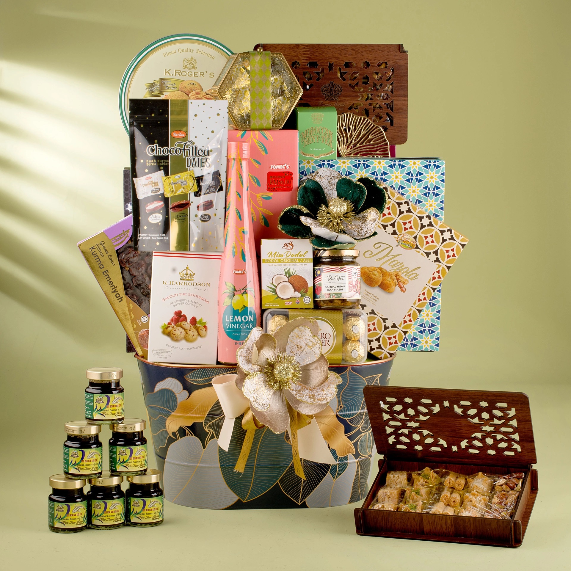 Raya Hamper 16