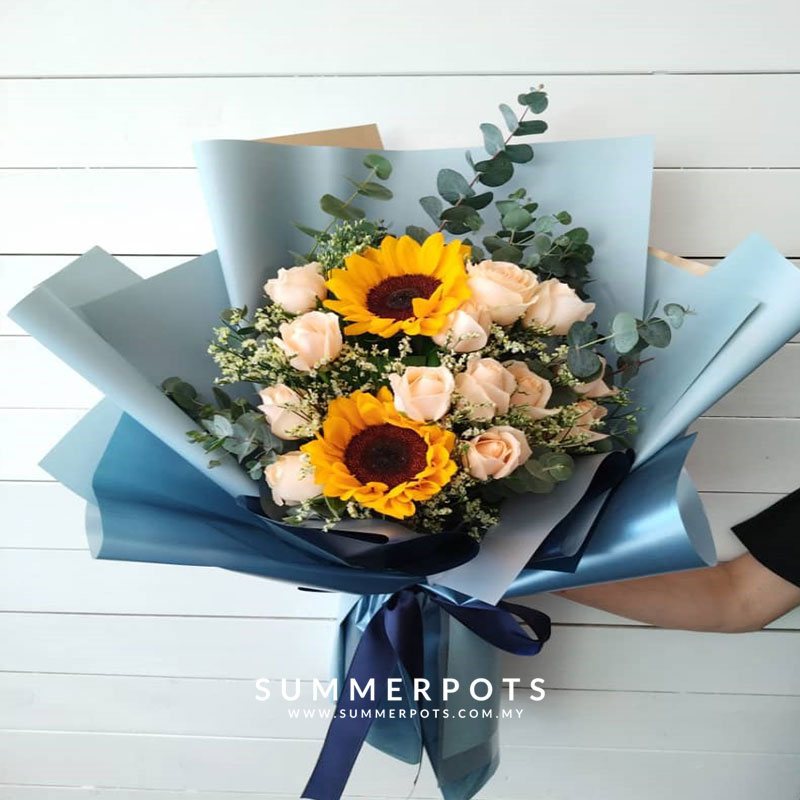 Sunflower Bouquet 580