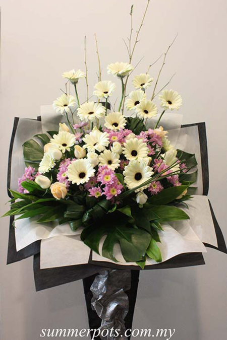 Condolence Stand 136