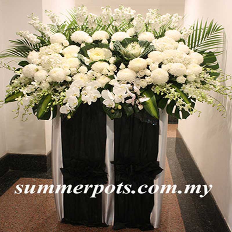 Condolence Stand 033