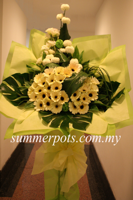 Condolence Stand 102