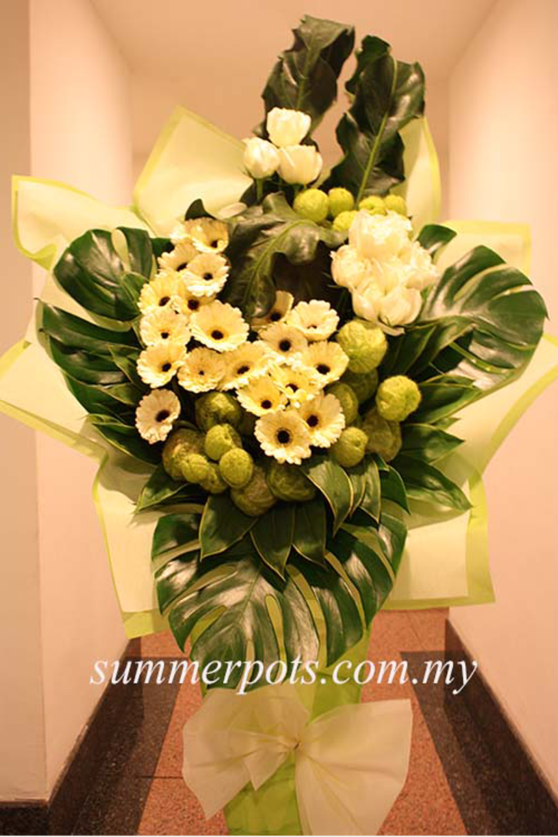 Condolence Stand 107