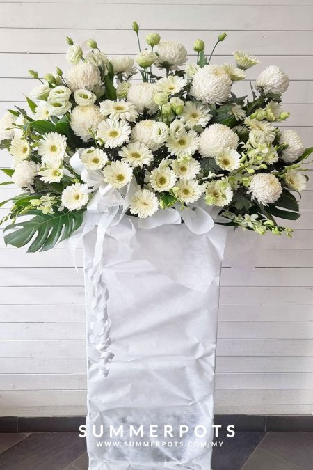 Condolence Stand 305